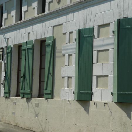 Maison Blanc Bed & Breakfast Gibourne ภายนอก รูปภาพ