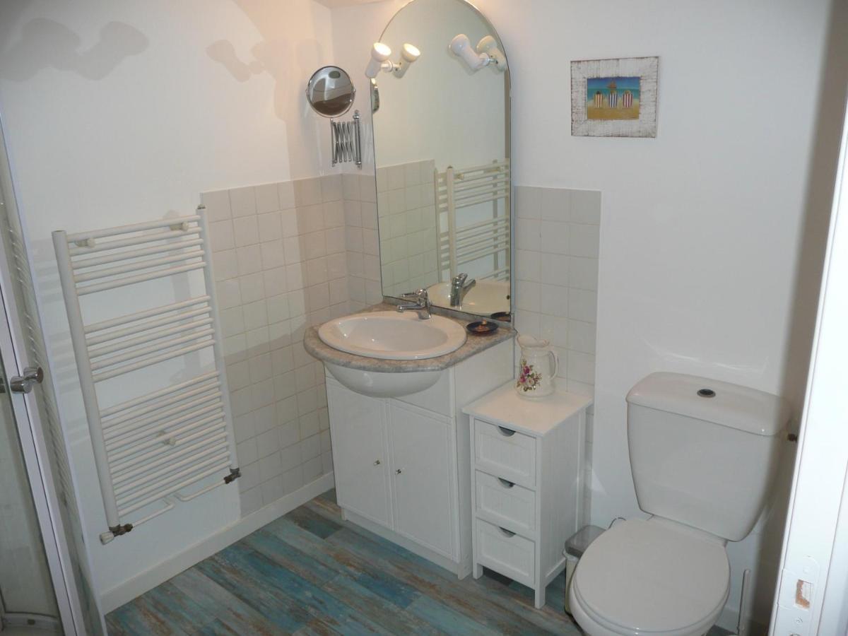 Maison Blanc Bed & Breakfast Gibourne ภายนอก รูปภาพ