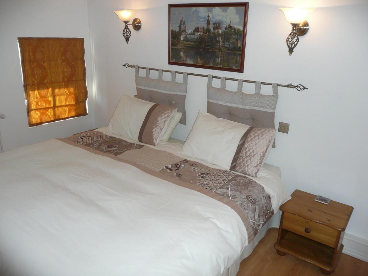 Maison Blanc Bed & Breakfast Gibourne ภายนอก รูปภาพ