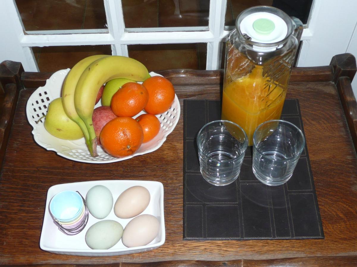 Maison Blanc Bed & Breakfast Gibourne ภายนอก รูปภาพ